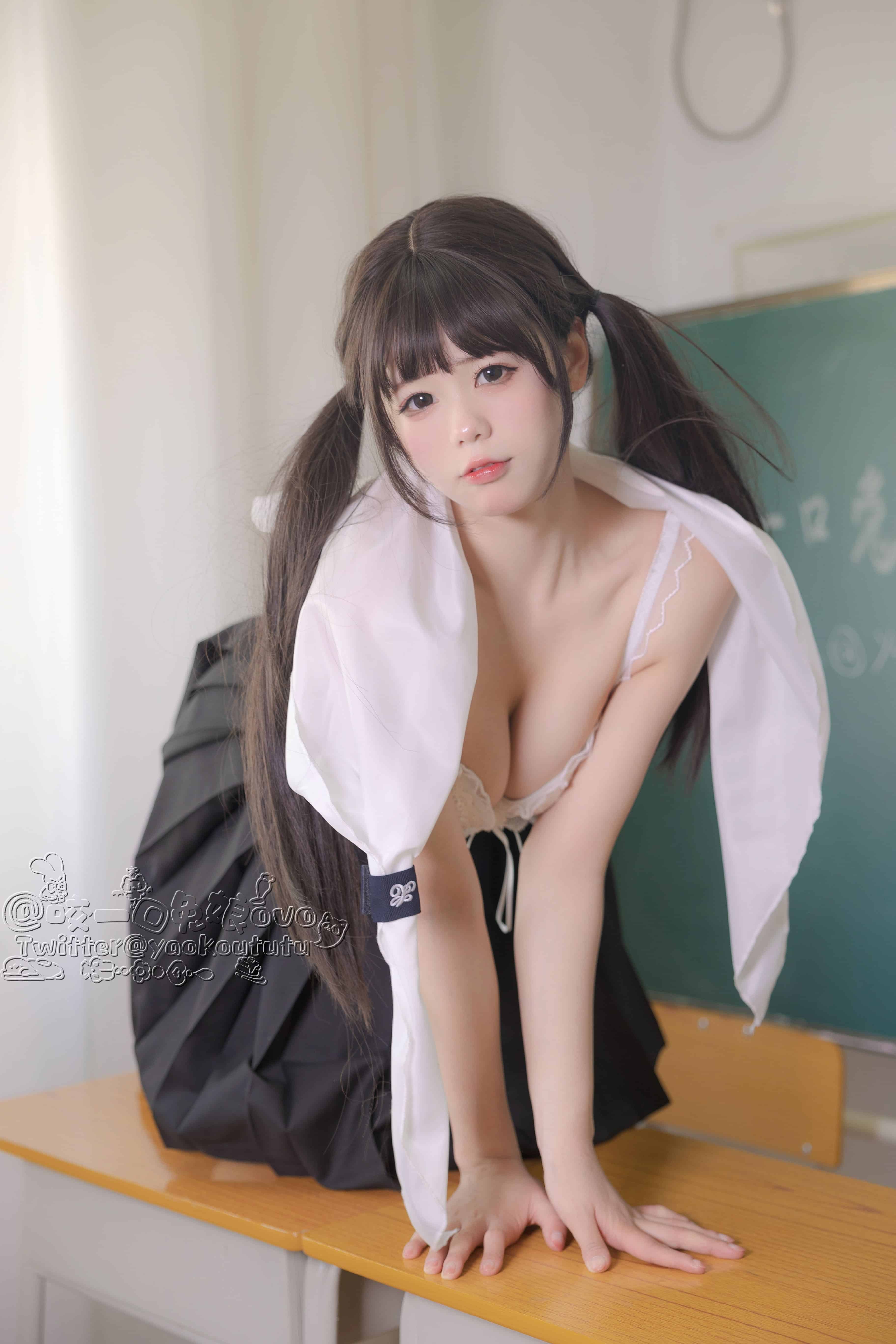 B站up主黏黏团子兔/兔叽桃奈奈/咬一口兔娘大尺度视图全套12.8G