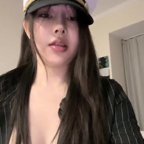 宇宙无敌超级大巨臀唐泽雪密码房+收费自慰一线美鲍1.7G