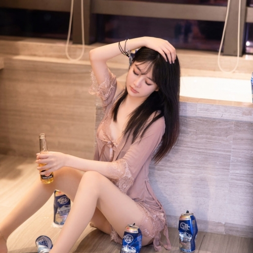 秀人网谢小蒽尺度升级 蕾丝清晰露奶真空丝袜露毛露鲍125P/2V/1.33