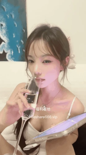 人瘦奶大彩色的小熊宝宝直播合集438V/388G｜自整理