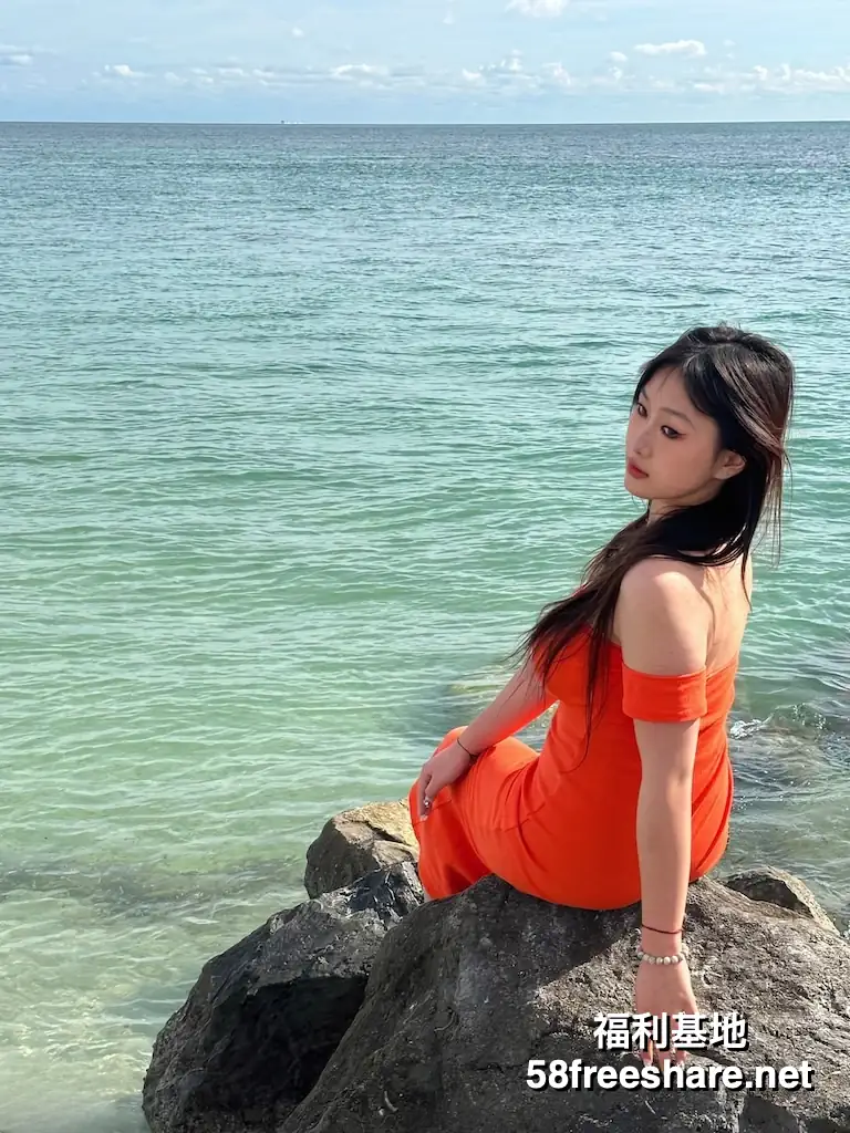 青岛G杯女大学生李佳欣泄密流出自整理合集24V+57P/516M