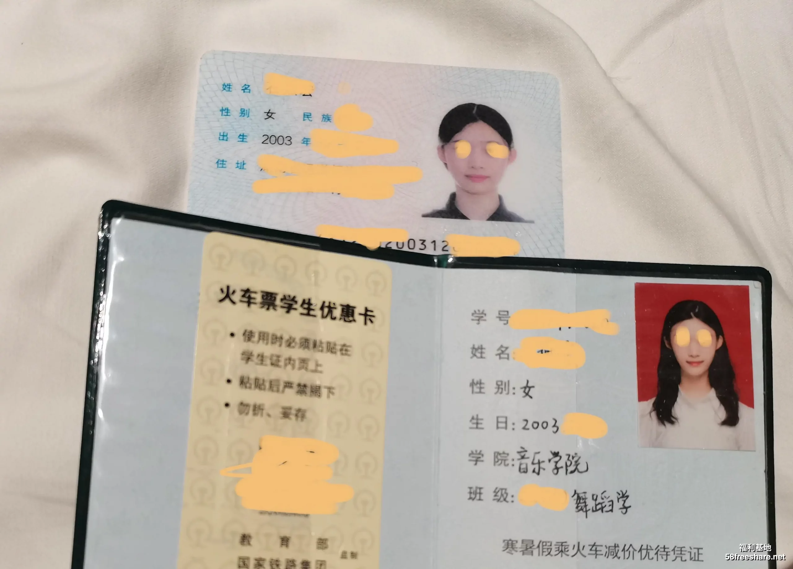 震撼MJ 大神胖哥迷玩音乐学院舞蹈生目前最完整流出[苹果原相机高清版]21V+23P/3.3G