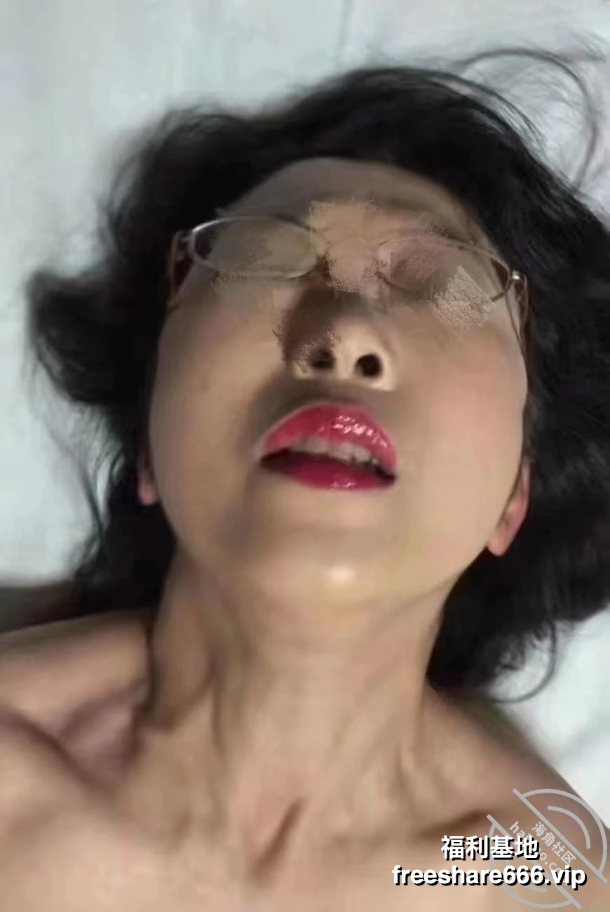 海角羽墨母子情深乱伦干妈合集221P/30V/1.79G