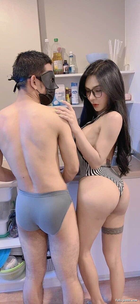 bang的快乐生活口交啪啪人妖爆射34G