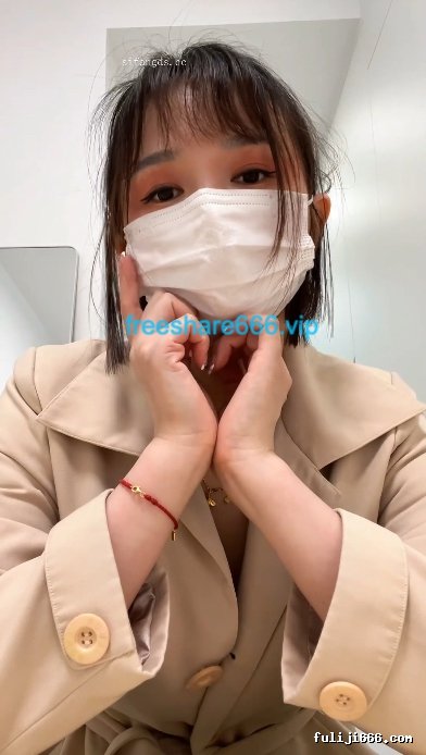 推特原味博主原芊芊阿姨开档肉丝私人定制剧情1.43G