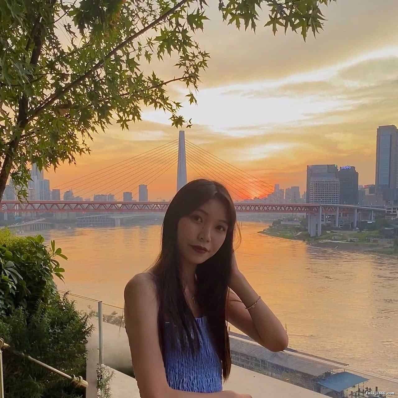 【反差婊子】精选10位反差婊子生活淫乱视图合集68V/120P/818M