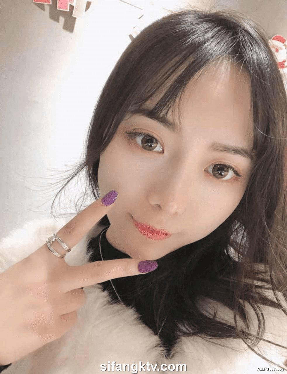 最新吃瓜传媒学校校花朱姝君背着男友富二代开房视频完整版