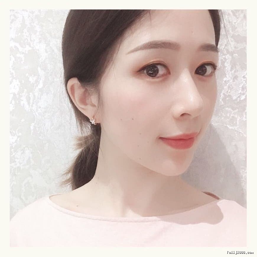 极品CD画师2美女母女4.5G
